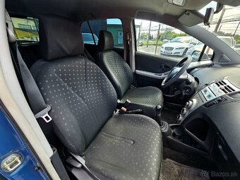 Toyota Yaris 1.0 VVT-I Base - 16