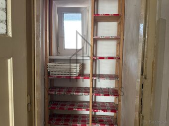 🏡 Na predaj veľkometrážny byt s balkónom - Nováky - 16