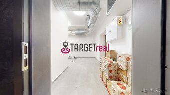 Na Predaj, obchodné priestory, 174m², Púchov, Námestie slobo - 16