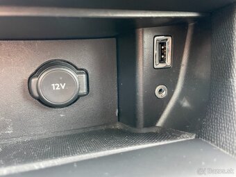 Peugeot 308 SW II 1.6HDi ČR 2.maj. - 16