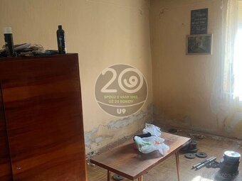 Dražba rodinného domu v obci Bruty okres Nové Zámky - 16