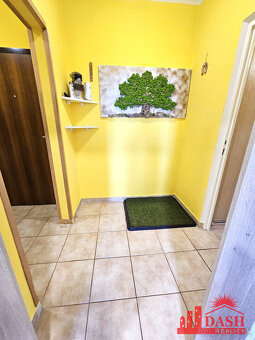Na predaj 3 izbový byt s balkónom a klimatizáciou, 76 m2, Tr - 16