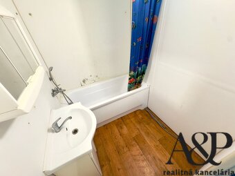 ZNÍŽENÁ CENA/3 IZB. BYT S DVOMI BALKÓNMI V ŠIRŠOM CENTRE, 64 - 16