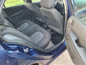 Skoda Fabia 1,4 50kw 2007 Facelift Hatchback Comfort - 16