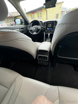 Koleos - 16