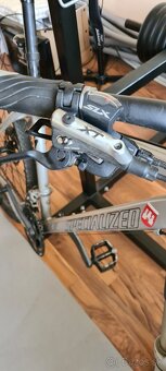 Specialized  Rock Hopper - 16