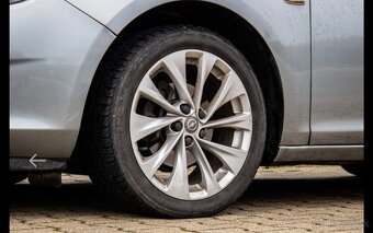 Opel Astra 1.4 Turbo - 16