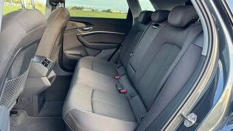 Audi E-tron 50 quattro Basis - 16