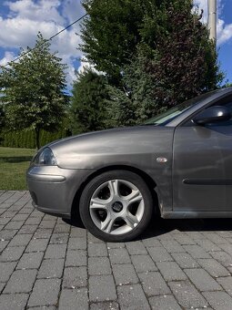 Seat Cordoba 1.4 - 16