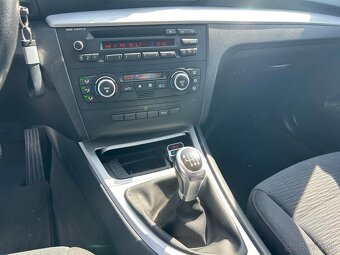 BMW 118d - 16