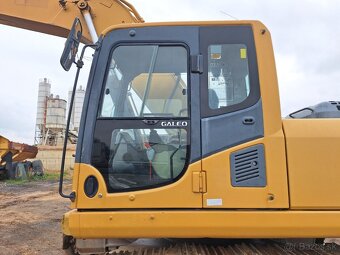 KOMATSU PC 240 LC-8 - 16