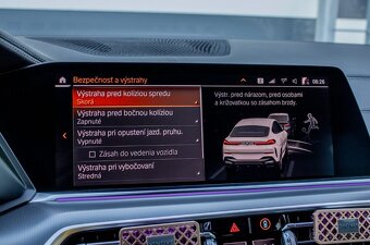 BMW X6 xDrive M40i / DPH / HEAD-UP / 360 / HARMAN - 16