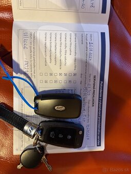 hyundai i30 cw combi 1,6 crdi nafta r.v. 9/2020 - 16