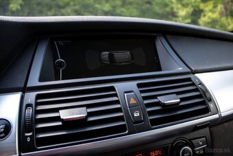 BMW X5 xDrive30d TOP STAV - 16