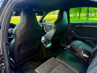 Škoda Superb sportline - 16