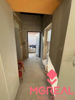 Rodinný dom v rekonštrukcii Blesovce - 16