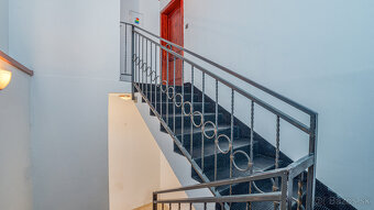 Trojpodlažná polyfunkčná budova v úplnom centre Šamorína na  - 16