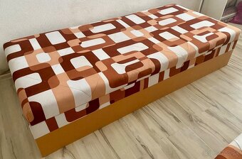 Postel Válenda s úložným priestorom ako nové - 16