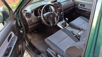 Suzuki grand vitara 1.6 benzín 3.dverová model2008.4x4 - 16