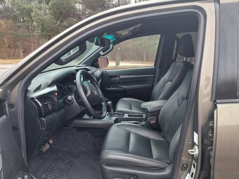 Toyota Hilux DC 2.8 I D-4D Invincible 4x4 A/T odpočet DPH - 16