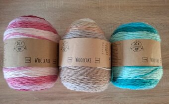 Nite na šitie,cievky,šablóny,látky bavlna,vatelín,panel,vlny - 16