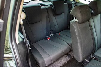 REZERVOVANE Mazda 5 1.8 MZR, 2014, 1. majitel, 7 miest - 16