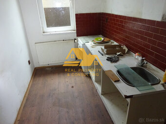 Predám veľký priemyselný areál s halami v Nových Zámkoch - 16