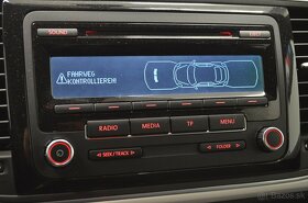 Volkswagen New Beetle 2.0 TDI Design - 16