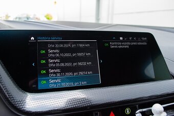 BMW Rad 1 118i A/T 2019 ODPOČET DPH - 16