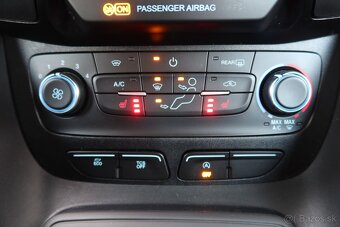 Ford Tourneo Connect 1,5 TDCi AUTOMAT_ 88kW odpočet DPH - 16