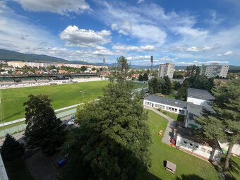 Na predaj priestranný 3-izbový byt, 82 m² – Prievidza, ul. L - 16