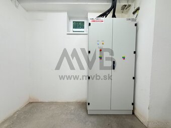 ADMINISTRATÍVNO-SKLADOVÉ CENTRUM 456 m² V HURBANOVE - 16