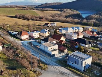 Novostavba 5-izbového rodinného domu, 156 m², Hýľov - 16