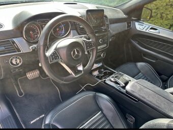 Mercedes Benz GLE 43 AMG - 16