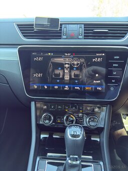 Škoda Superb 2.0TDI 4x4 Combi 190k/140kw Full - 16