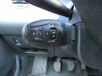 Peugeot 308 - 16
