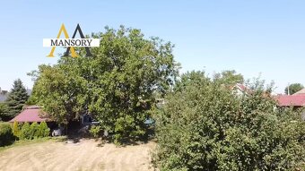 Na predaj väčší rodinný dom/chalupa na pozemku 2591 m2 v obc - 16