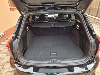 FORD Focus Kombi 2.3 ST X manuál - 16