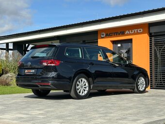 Volkswagen Passat Variant 2.0 TDi DSG - 16