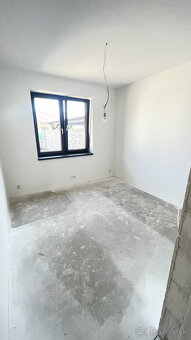 PREDÁM novovstavbu RD Čaňa v štádiu holodomu - 16