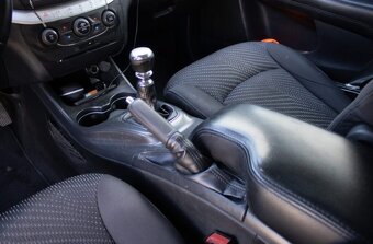 Fiat Freemont z roku 2014 - 16