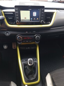 KIA Stonic Hatchback 1.4 CVVT 73.3kw Platinum - 16