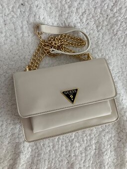 Kabelka_GUESS - 16