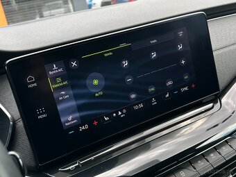 Škoda Octavia Combi 2.0 TDi DSG, r.v.: 2022 - 16