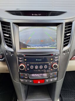 Subaru Outback 3.6R 4x4 Automat – 2011, 1. majiteľ - 16