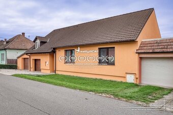 5-izbový rodinný dom s dvomi garážami v obci Špačince - 16