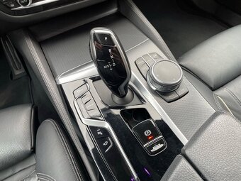 BMW 540iXDrive 245kW Touring M-paket Maximální výbava - 16