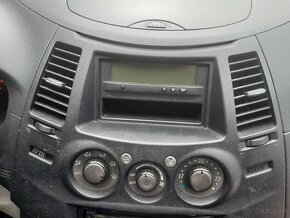 Mitsubishi Grandis 2.0 DID - 16