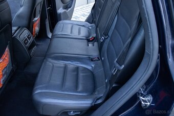 Volkswagen Touareg - 16