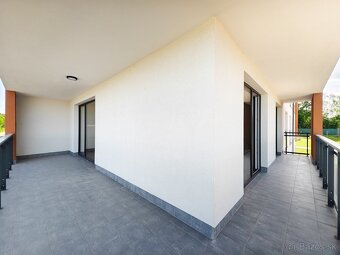 Moderný 2-izbový byt s veľkou terasou, Novostavba-Panoráma - 16
